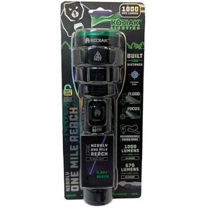 New Kodiak Flashlight One Mile Reach 26154 1000 Lumens LED Rechargeable Light